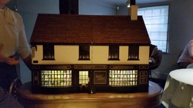 Fat Duck - Dollhouse